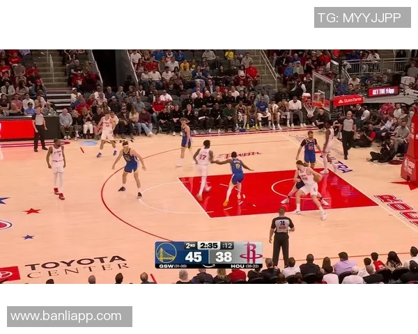 火箭与勇士激战16日NBA赛场再掀高潮球迷期待精彩对决