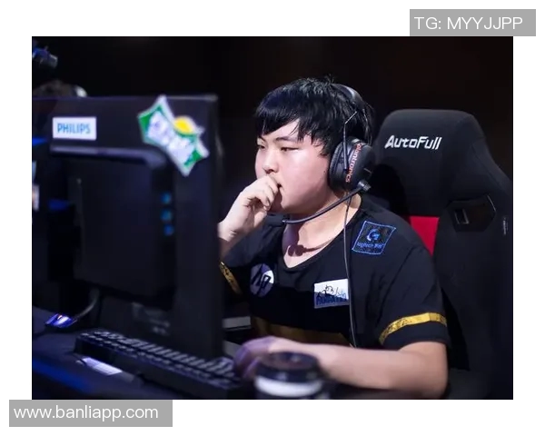 高校联赛特别报道:见证RNG从青涩到辉煌的成长之路