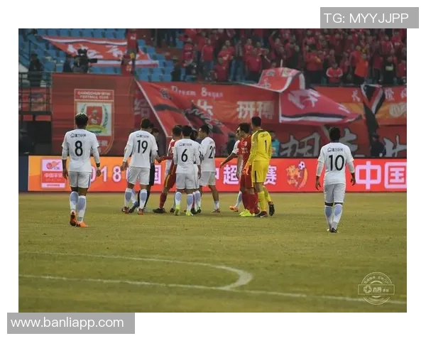 亚泰与富力精彩对决直播回放全程回顾及精彩瞬间分析