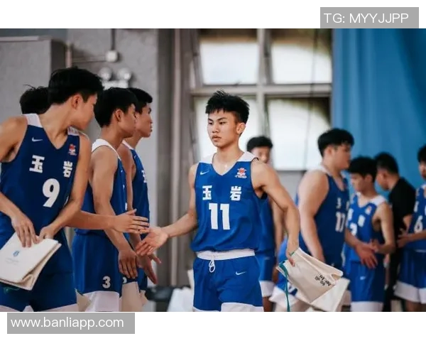 北京篮球队在冠军赛中的耐力表现分析与战术探讨