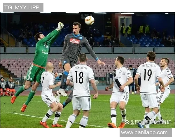 索契与尼特的较量解析：战术对决与球员表现的深度剖析