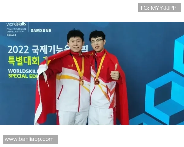 钟诚的奋斗历程与人生哲学探讨：从平凡到卓越的启示之旅